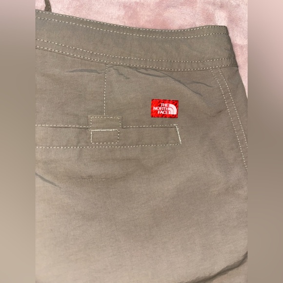 The North Face Green Cargo Pants - Picture 7 of 7
